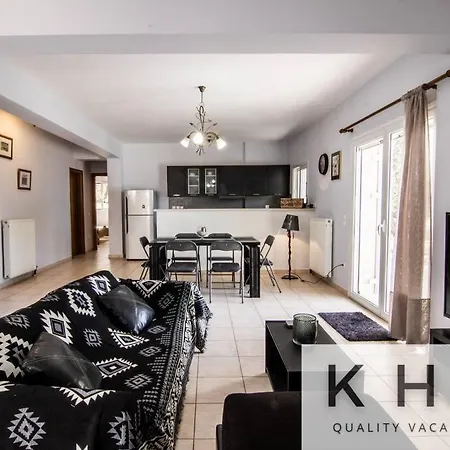 Nima Family Cottage In Vlachata Village! Vlachata